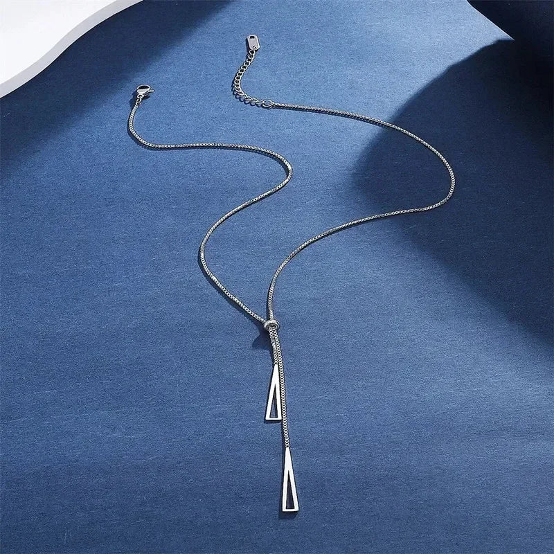 Metal Style Silver Color Triangle Pendant Necklace Fashionable Simple Charm Y Lariat Necklaces for Women Boho Minimalist Jewelry